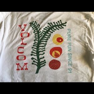 Men’s Volvo’s short sleeve tee